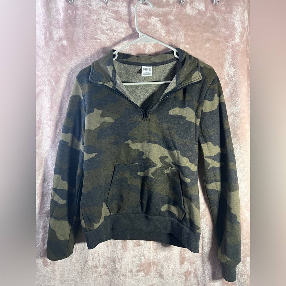 Cropped sweatshirt